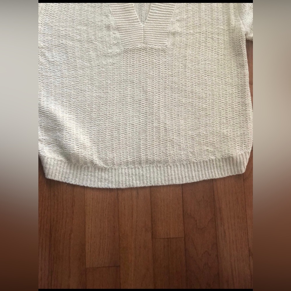 NWOT CAbi Croquet Cozy V-Neck Cream Knit Sweater Pullover Cotton Size Large - Picture 7 of 11